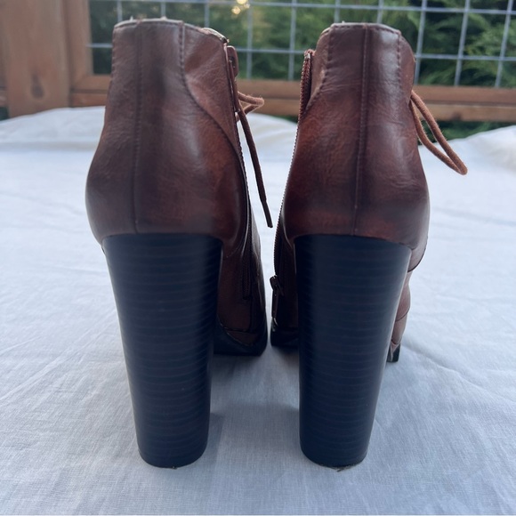 SOLD - Picture 5 of 7